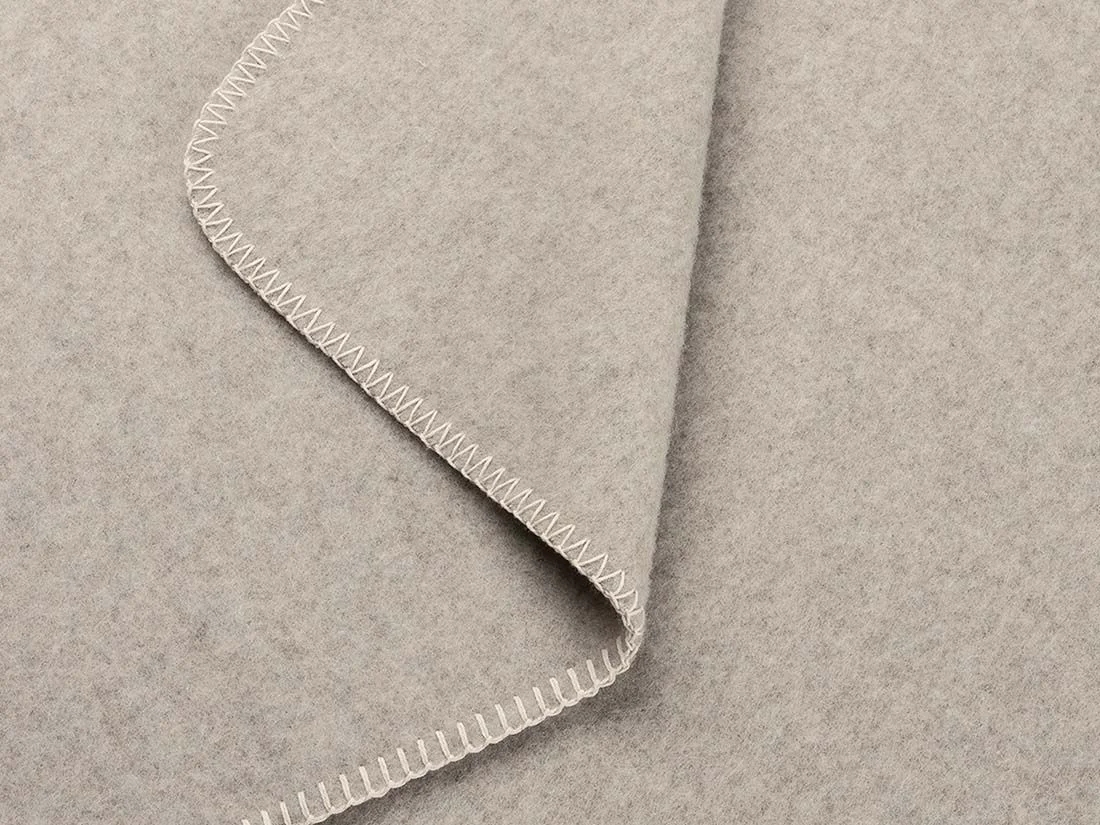 Deken gerecycled wol stone brown 150x220