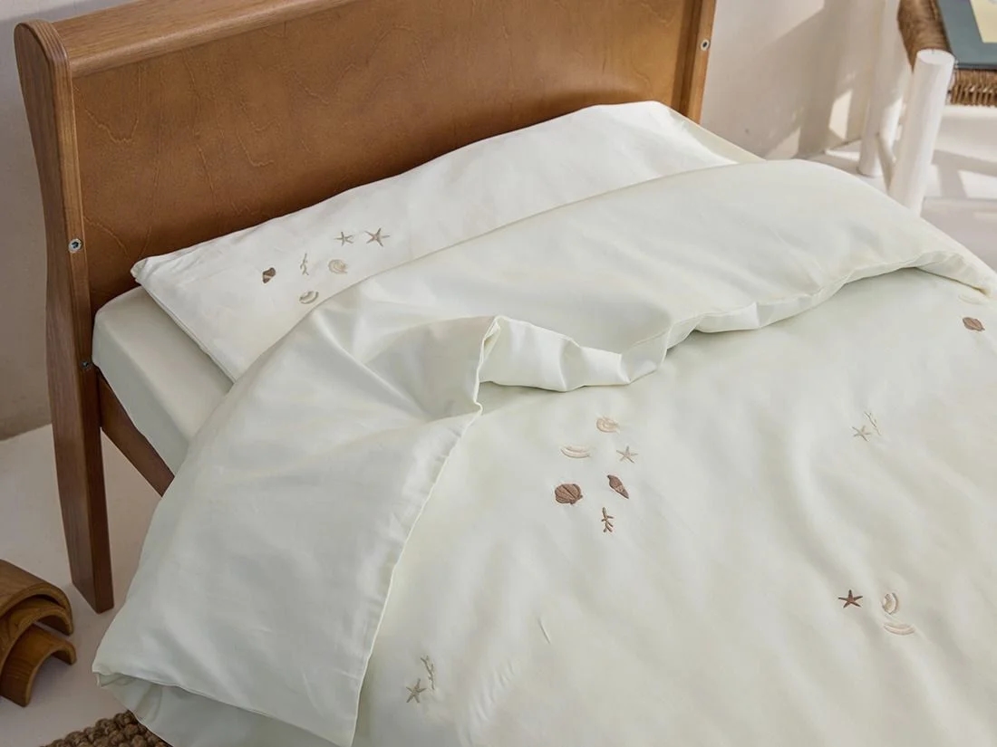 Kinderdekbedovertrek katoen satijn warm white seashell
